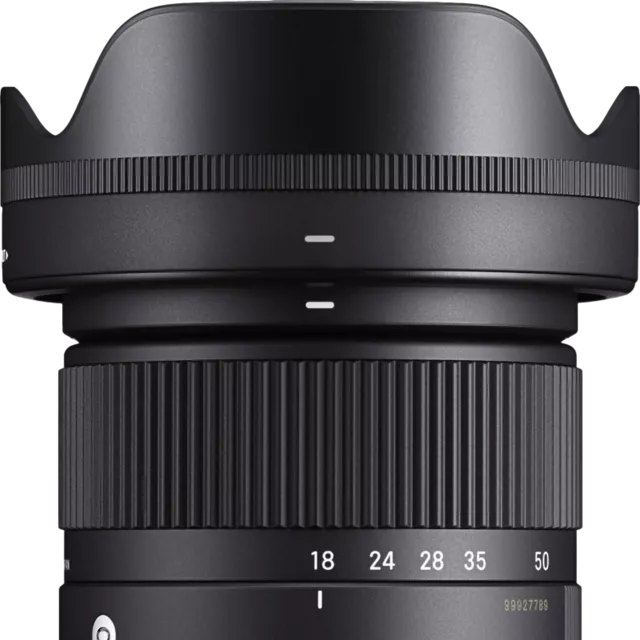 Sigma 17-50mm F2.8 EX DC OS HSM vs Sigma 18-50mm f/2.8 DC DN